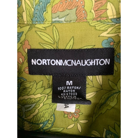 Norton McNaughton Women's Medium Rayon Floral Green Short Sleeve Blouse - Picture 3 of 8
